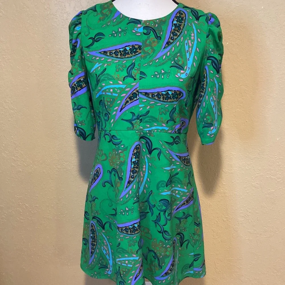 Zara Mini Dress Green w/ Paisley Print, A-line,‎ 3/4 Length Sleeves, Size Medium
